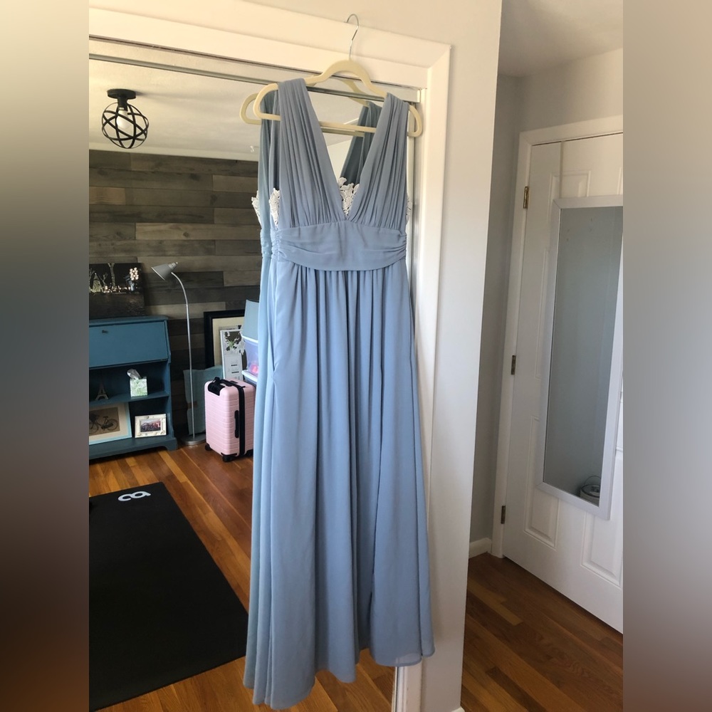 Lulu’s heavenly hues light blue maxi dress, size medium, M.